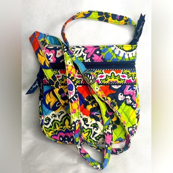 Vera Bradley Handbags - Vera Bradley Rio Crossbody Shoulder Bag Hobo Purse Floral Quilted Zipper Pouch